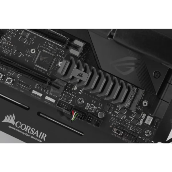 Corsair MP600 PRO XT 1TB M.2 NVMe PCIe Gen. 4 x4 SSD; Read Up To 7100MB/s; Write up to 5800MB/s