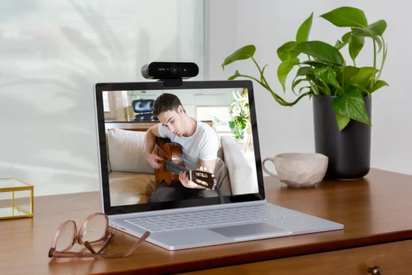 Logitech BRIO ULTRA HD PRO BUSINESS WEBCAM - Image 10