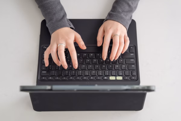 ZAGG Pro Keys 2 QWERTY UK English Bluetooth Black - Image 4